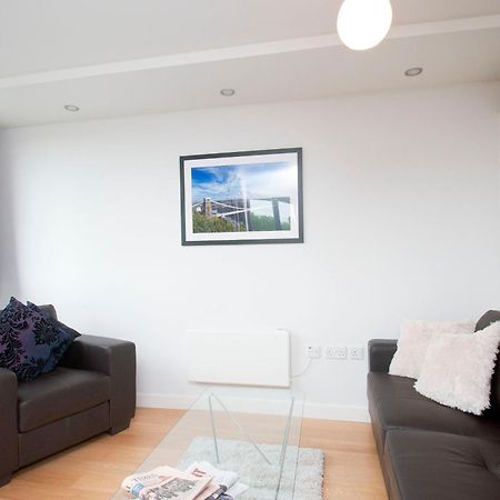Cleyro Serviced Apartments - Finzels Reach Bristol Eksteriør bilde
