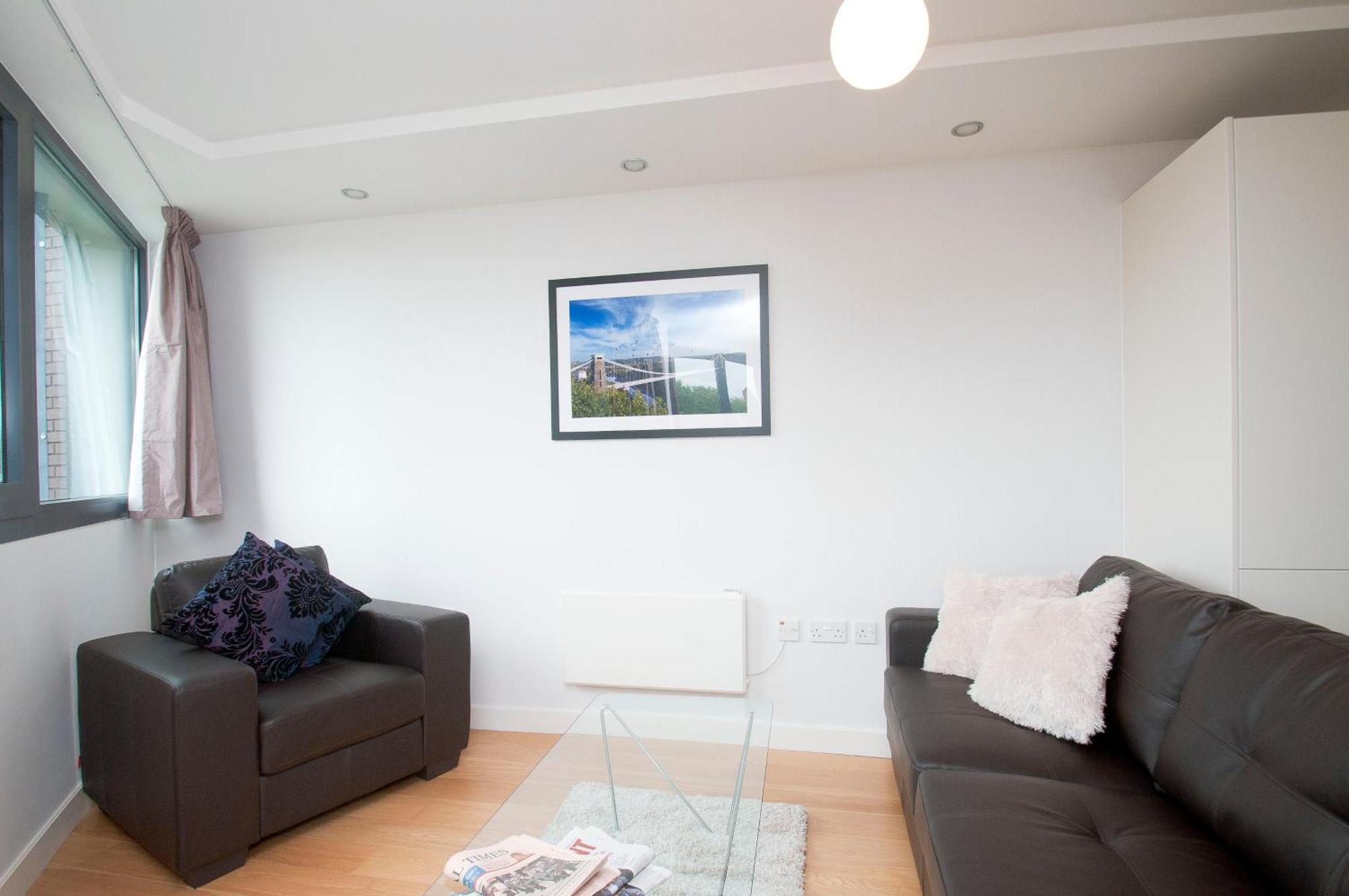 Cleyro Serviced Apartments - Finzels Reach Bristol Eksteriør bilde