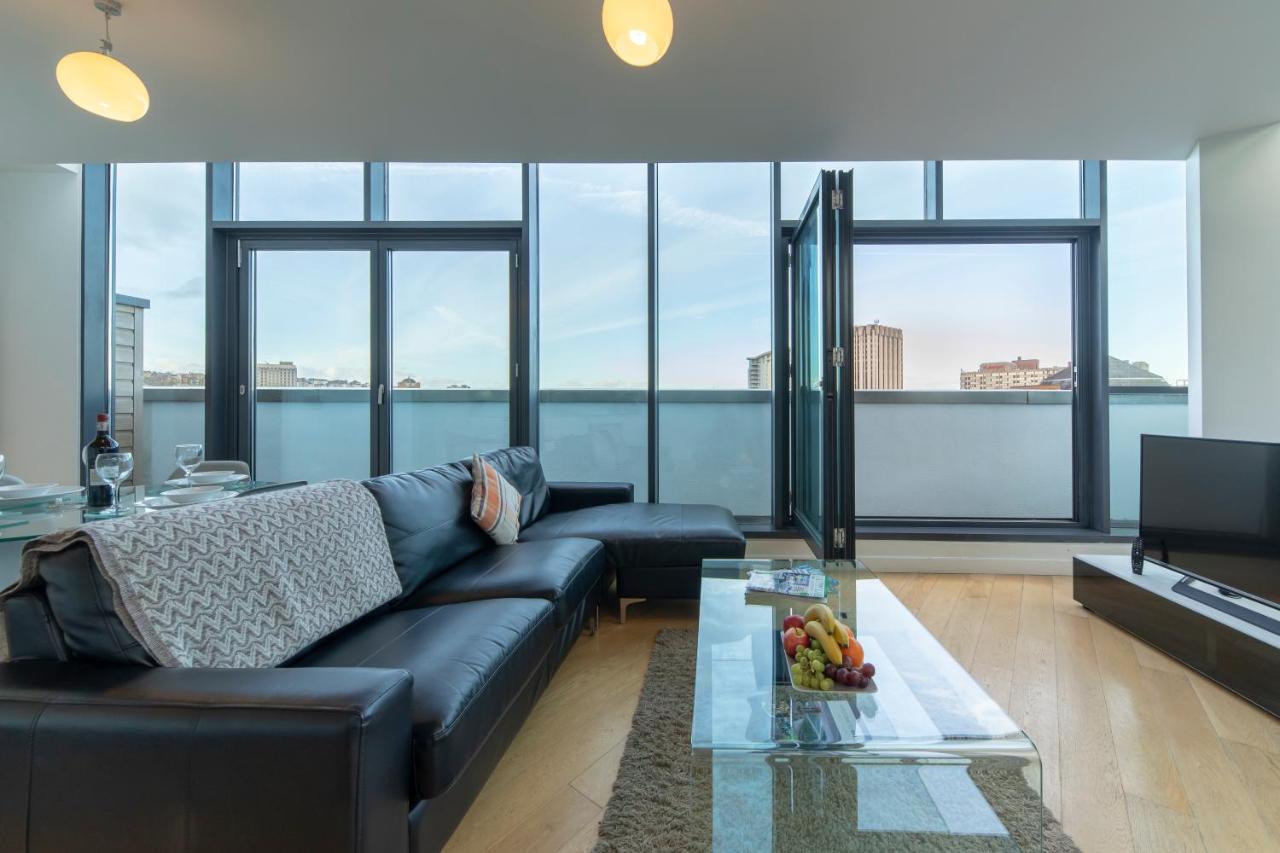 Cleyro Serviced Apartments - Finzels Reach Bristol Eksteriør bilde