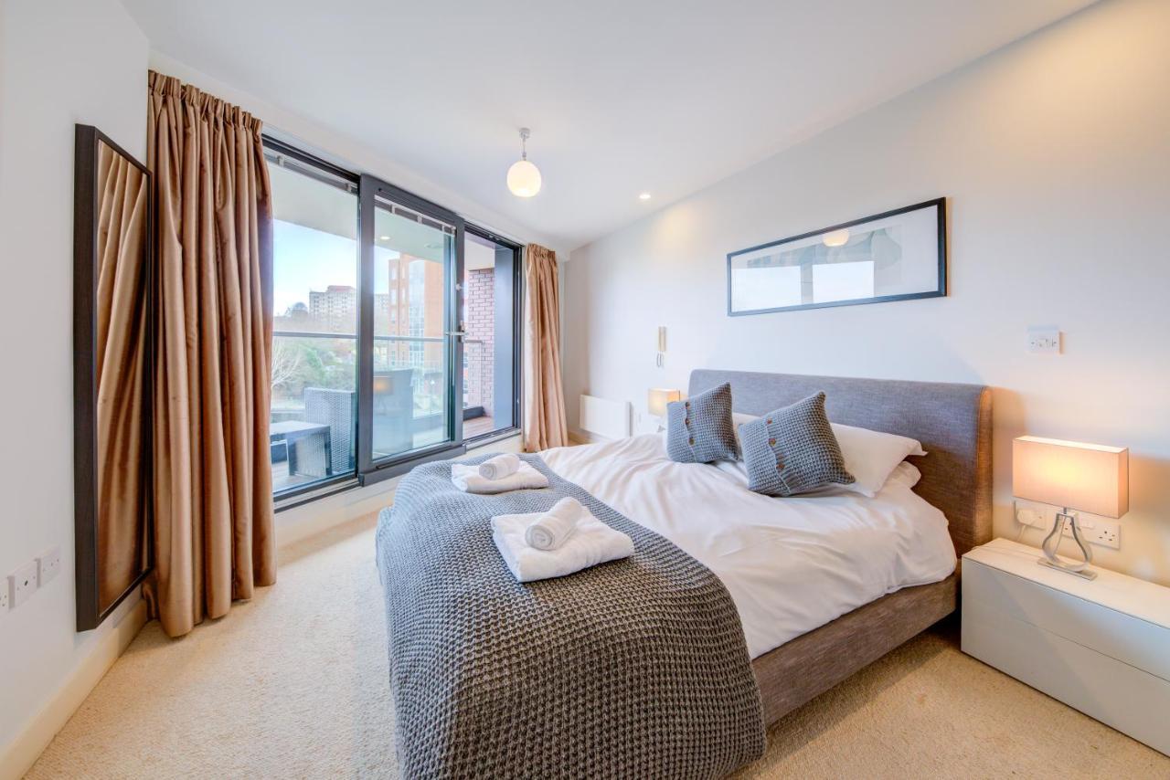 Cleyro Serviced Apartments - Finzels Reach Bristol Eksteriør bilde